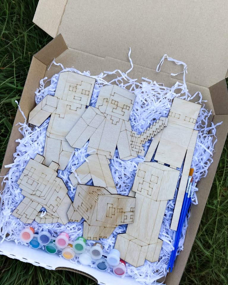 Pixel Inspired Kit: DIY Wooden Character Painting Set